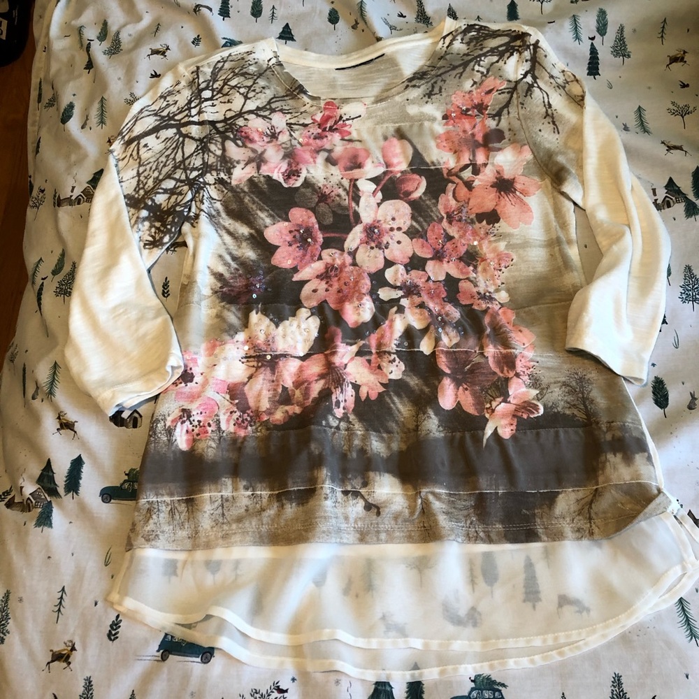 Y2K inspired Pink and white floral top